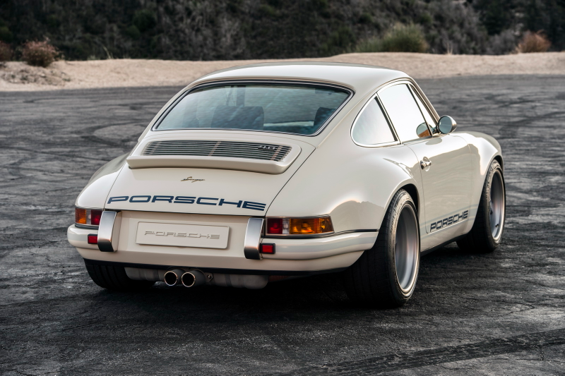Illustration for article titled Stare At This New Gorgeous White 911 From Singer And Weep Tears Of Joy